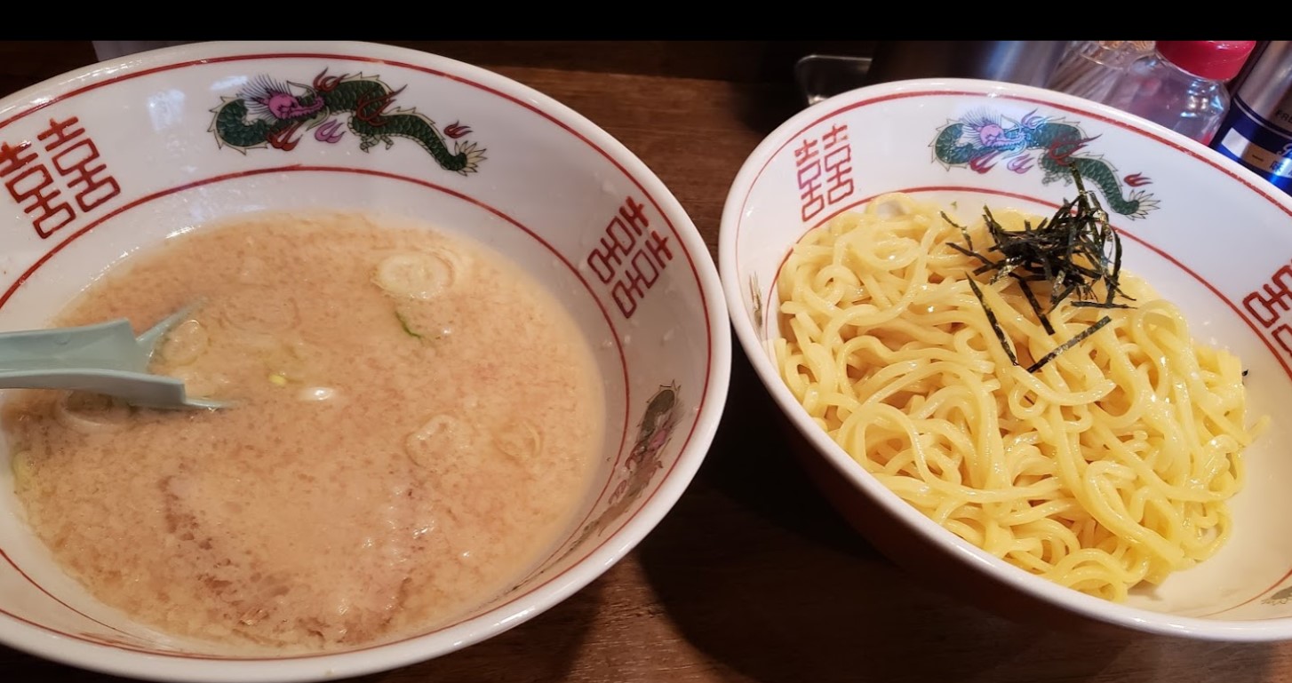 東京屋台らーめん 翔竜の豚つけ麺です。